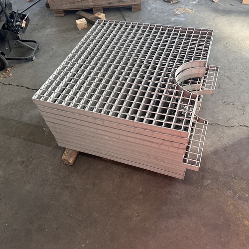 鋼格柵板在橋梁橋面鋪設中的表現