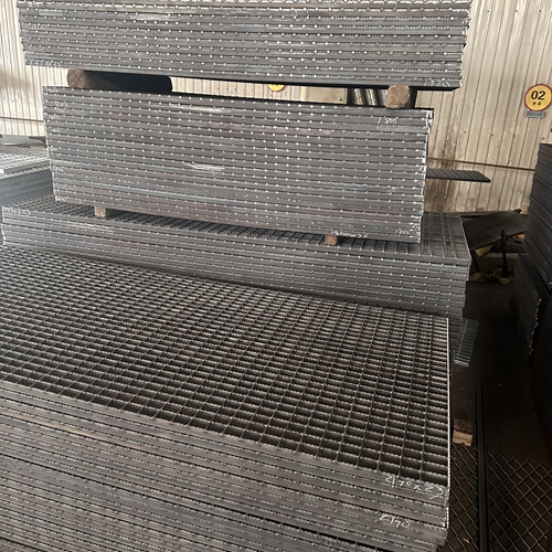 鋼格板企業(yè)應(yīng)對(duì)原材料漲價(jià)，3個(gè)降本妙招